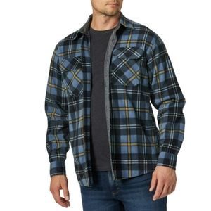 Mens Wrangler fleece button up.